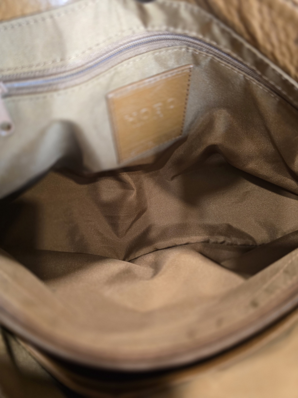 HOBO International Caramel Leather Slouchy Shoulder Bag - Picture 12 of 16